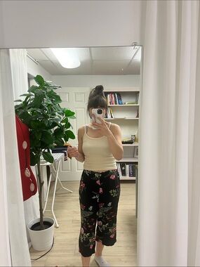 Floral Black Cropped Pants